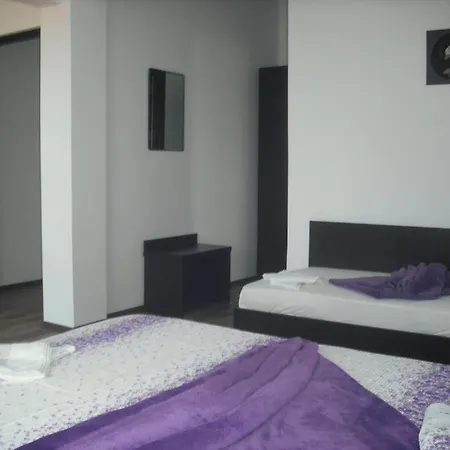 Pensiunea Meridian Hostel